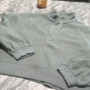 Aerie Green Sweatshirt cropped oversized S large